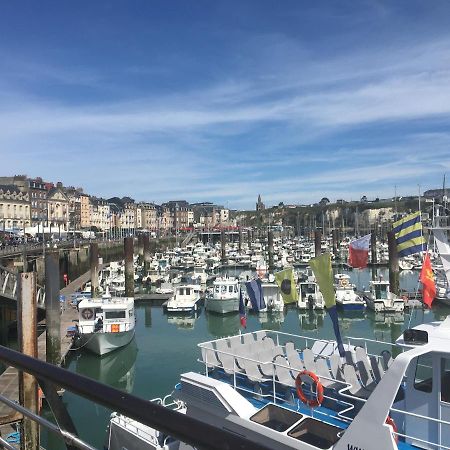 Entre Port Et Plage Apartment Dieppe Bagian luar foto