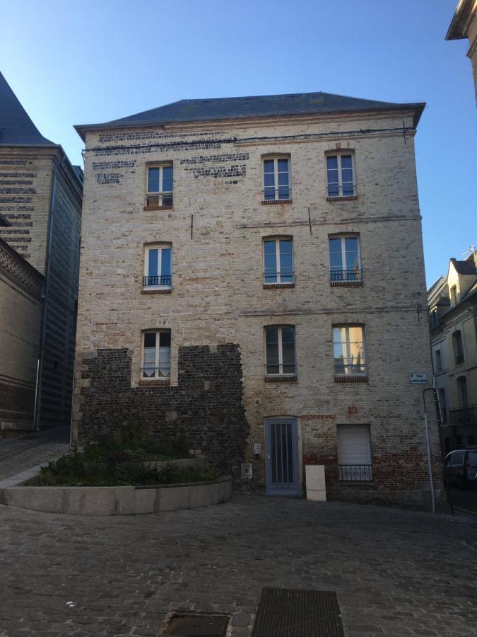 Entre Port Et Plage Apartment Dieppe Bagian luar foto