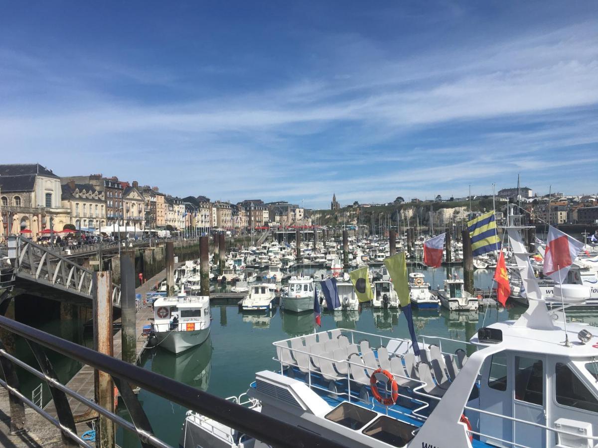 Entre Port Et Plage Apartment Dieppe Bagian luar foto